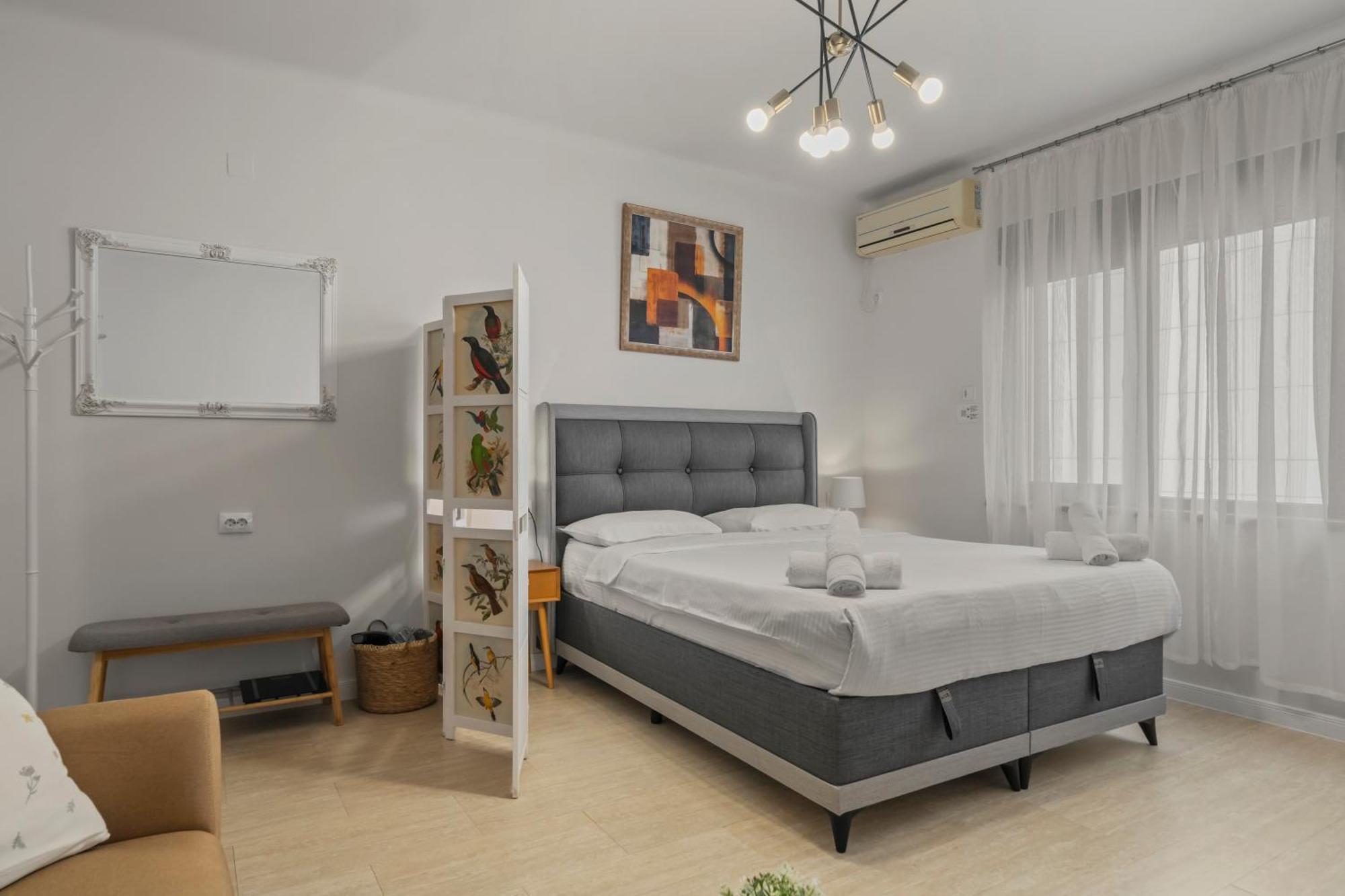 Upscale Studio, Walking Distance From The Old Town بوخارست المظهر الخارجي الصورة